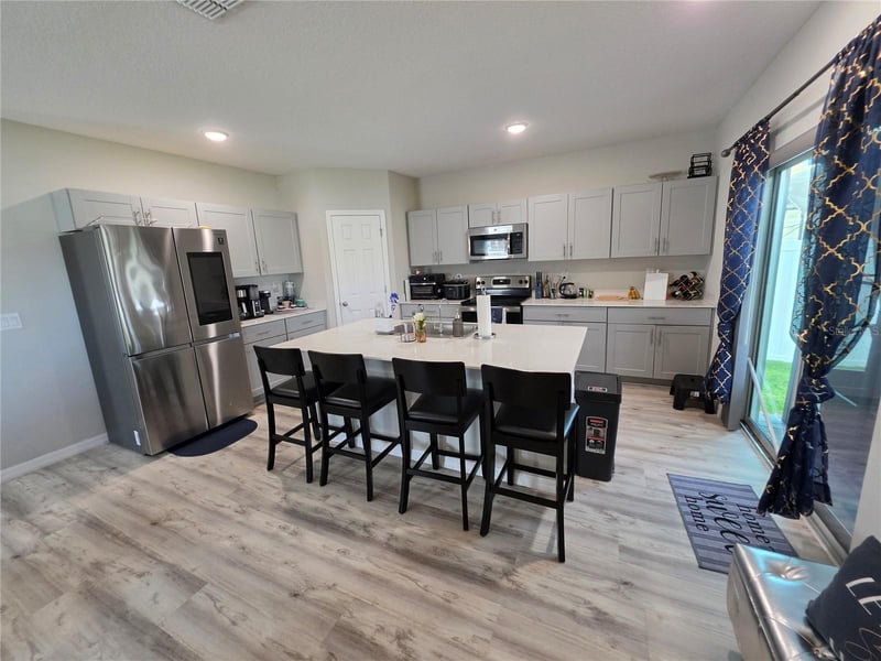 12879 French Market Dr, Riverview, FL 33579