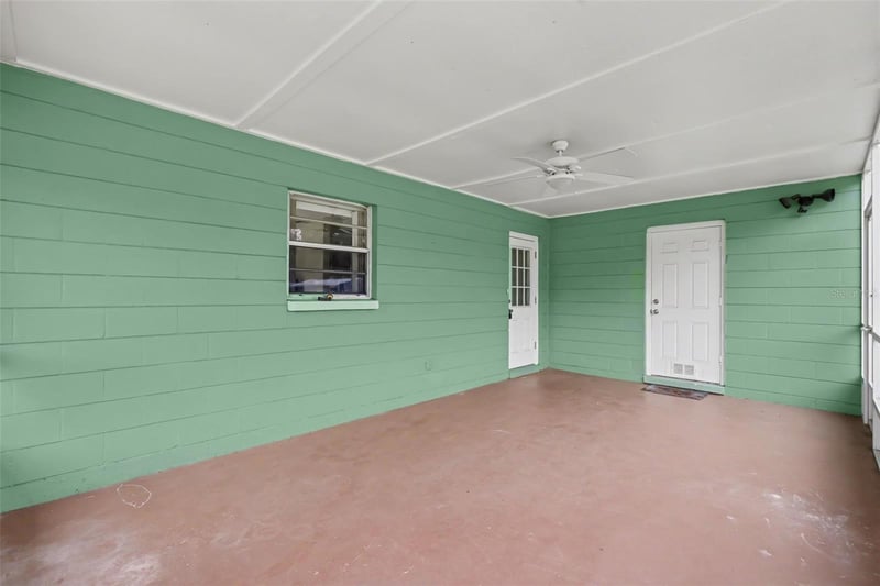 3149 Sydney Dover Rd, Dover, FL 33527