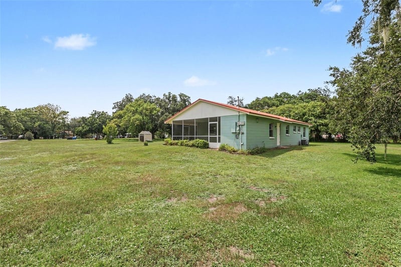 3149 Sydney Dover Rd, Dover, FL 33527