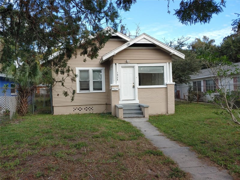 1924 30th St, St Petersburg, FL 33712