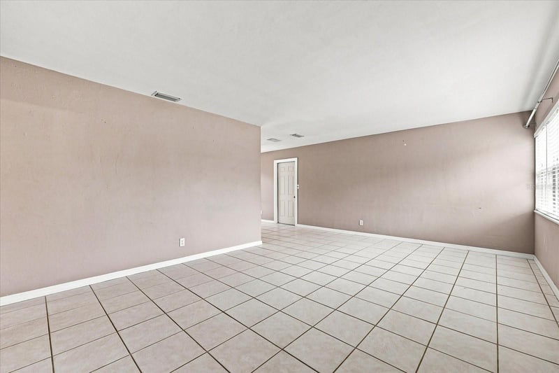 8380 52nd Ln, Pinellas Park, FL 33781