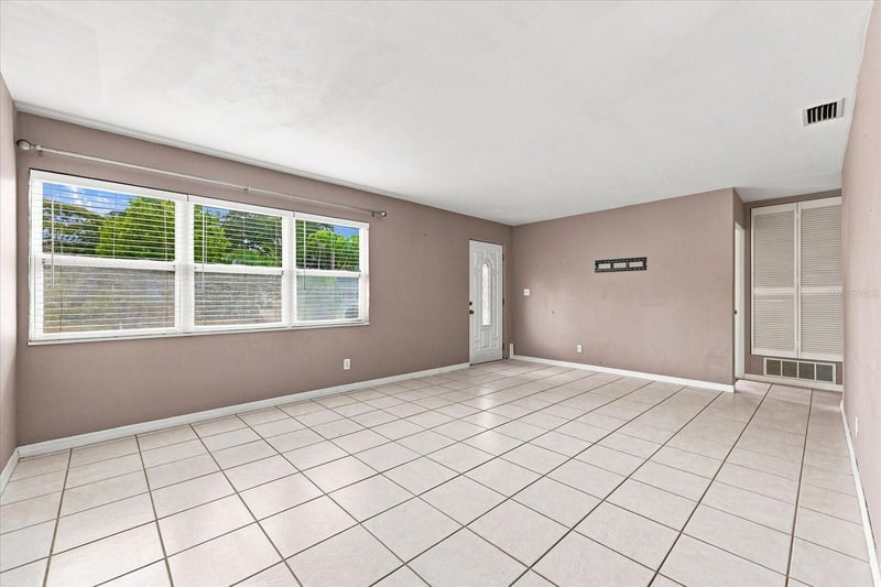 8380 52nd Ln, Pinellas Park, FL 33781