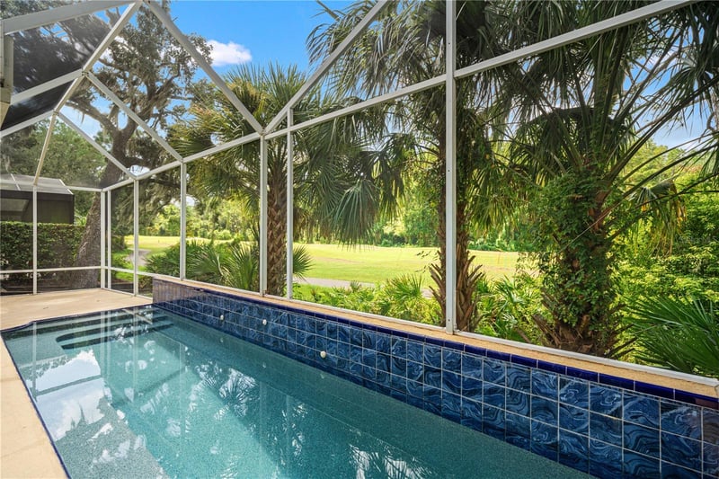 6005 Fairway Palms Ct, Tampa, FL 33647