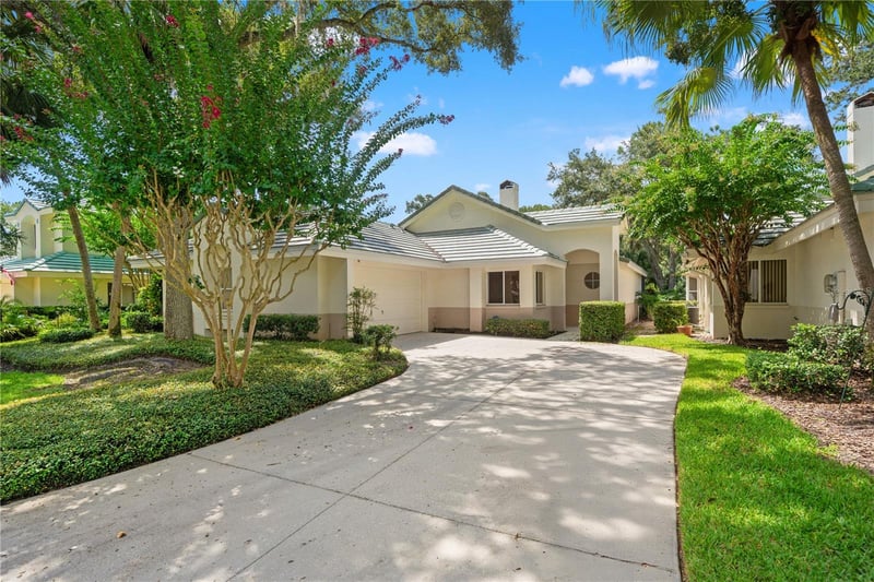 6005 Fairway Palms Ct, Tampa, FL 33647