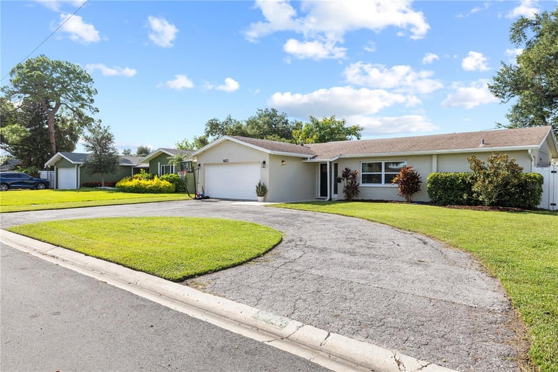 6623 12th Ter, St Petersburg, FL 33710