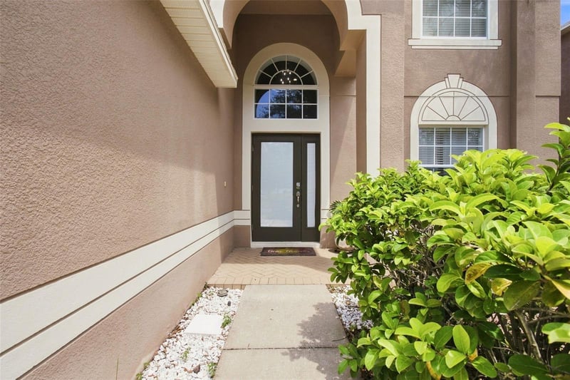 10637 Liberty Bell Dr, Tampa, FL 33647
