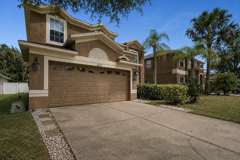 10637 Liberty Bell Dr, Tampa, FL 33647