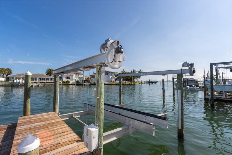 440 Palm ISLAND, Clearwater Beach, FL 33767