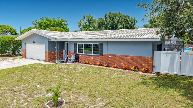 2198 Academy Dr, Clearwater, FL 33764