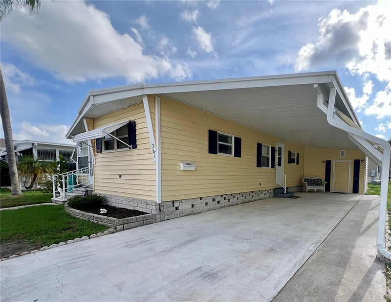 1100 Belcher Rd #261, Largo, FL 33771