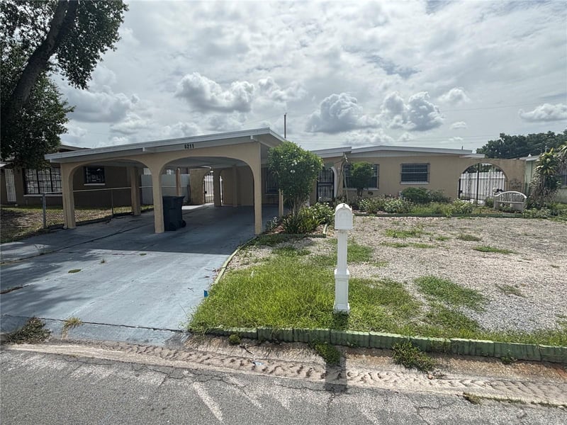 6211 Clark Ave, Tampa, FL 33614