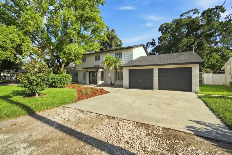 2705 Silver Lake Ave, Tampa, FL 33614