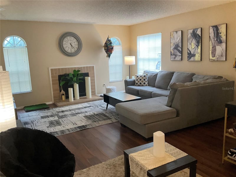 2197 Fox Chase Blvd #101, Palm Harbor, FL 34683