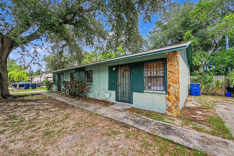 8605 12th St, Tampa, FL 33604