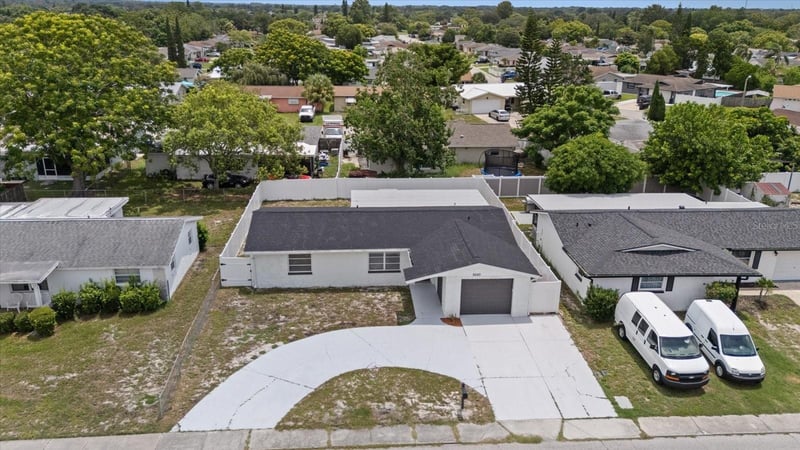 9240 Sterling Ln, Port Richey, FL 34668