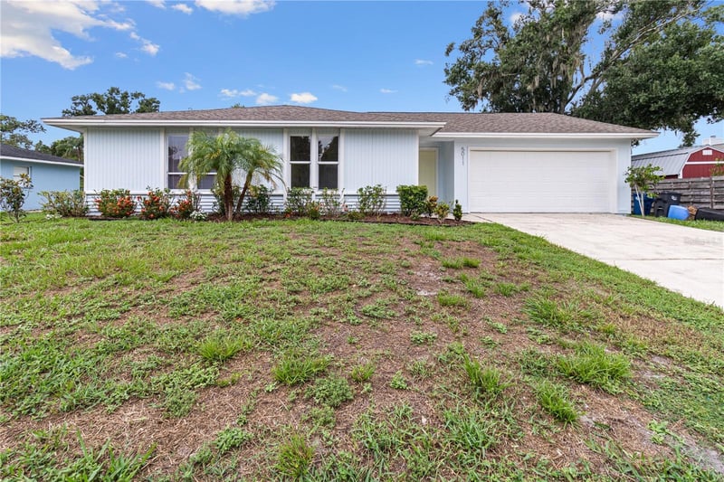 5011 Leon Dr, Palmetto, FL 34221