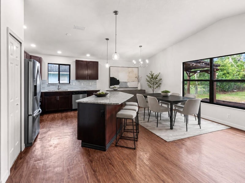 5011 Leon Dr, Palmetto, FL 34221