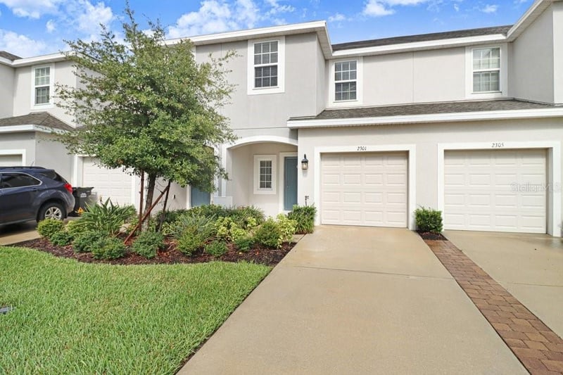 2301 Alee Ln, Wesley Chapel, FL 33543