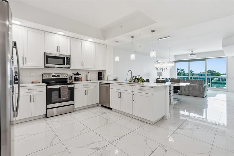 415 Island Way #204, Clearwater, FL 33767