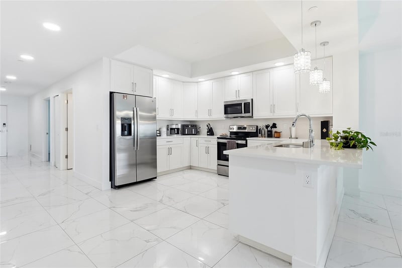 415 Island Way #204, Clearwater, FL 33767