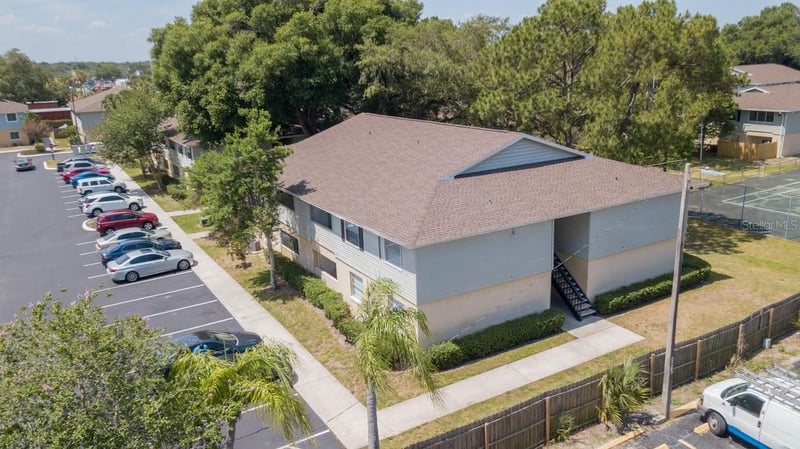 233 Thorn Tree Pl, Brandon, FL 33510