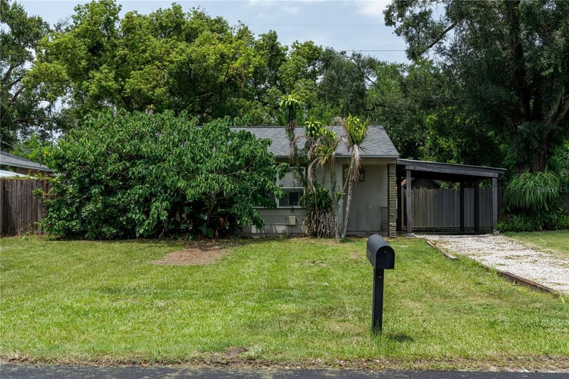 304 Hydrangia St, Tampa, FL 33612