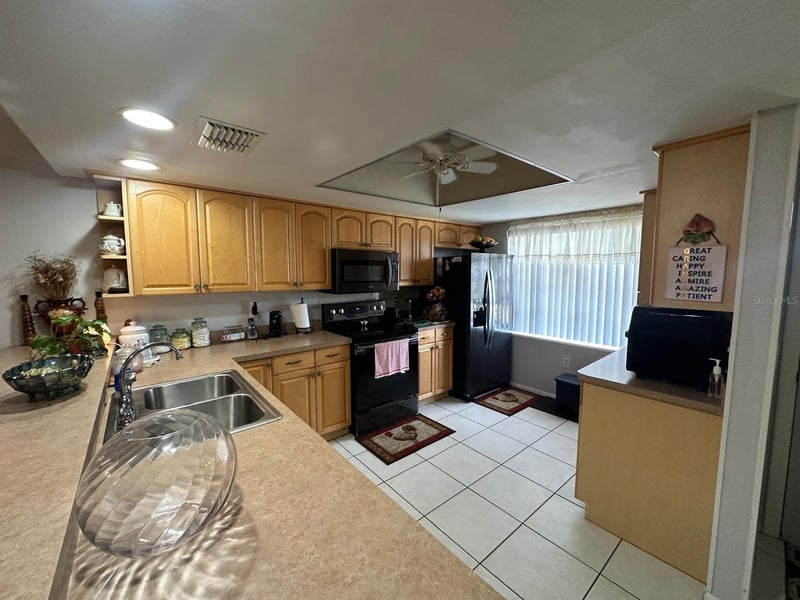 19029 Us Highway 19 #21F, Clearwater, FL 33764