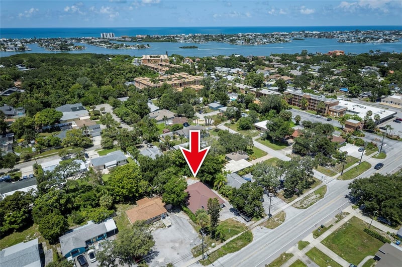 12596 Indian Rocks Rd, Largo, FL 33774