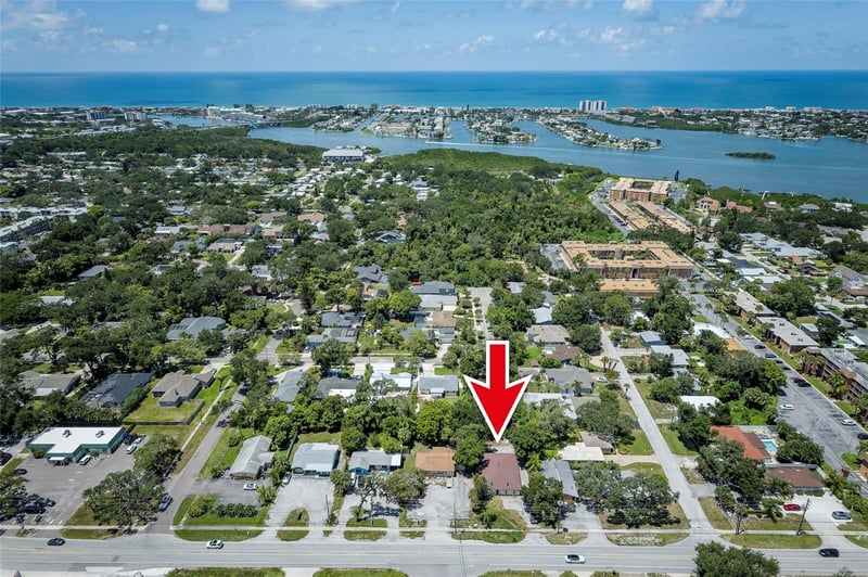12596 Indian Rocks Rd, Largo, FL 33774
