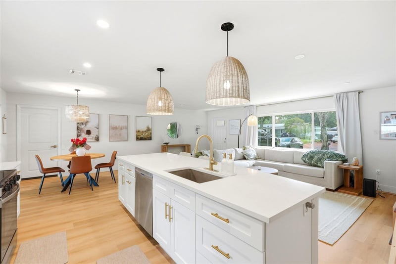 11500 70th Ter, Seminole, FL 33772