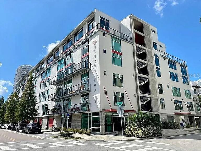 101 12th St #302, Tampa, FL 33602