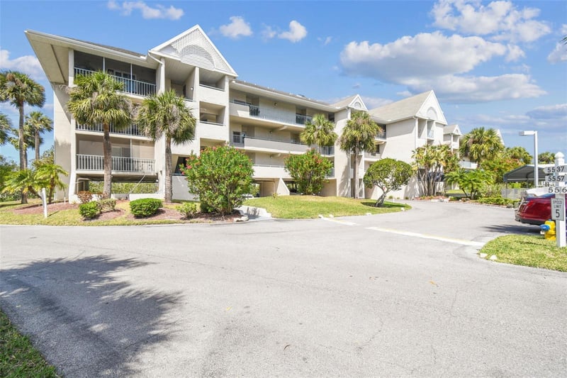 5537 Sea Forest Dr #301, New Port Richey, FL 34652