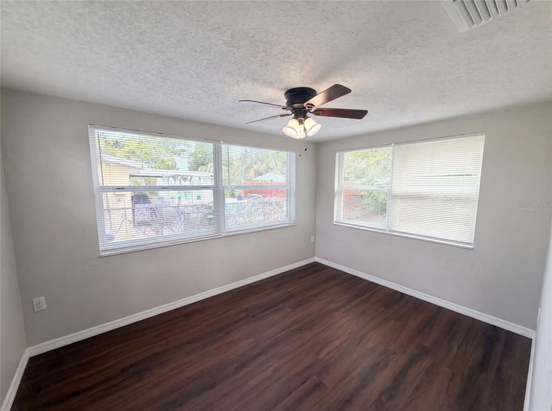 7037 Green St, New Port Richey, FL 34652