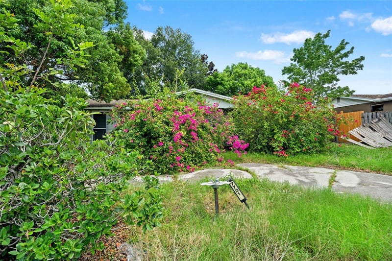 7721 Embassy Blvd, Port Richey, FL 34668