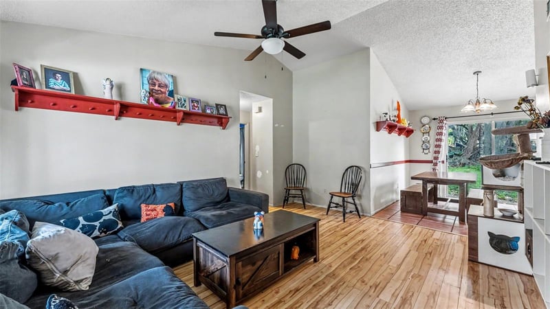 2110 Johnson Loop, Plant City, FL 33563