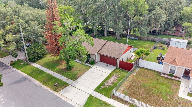 2110 Johnson Loop, Plant City, FL 33563