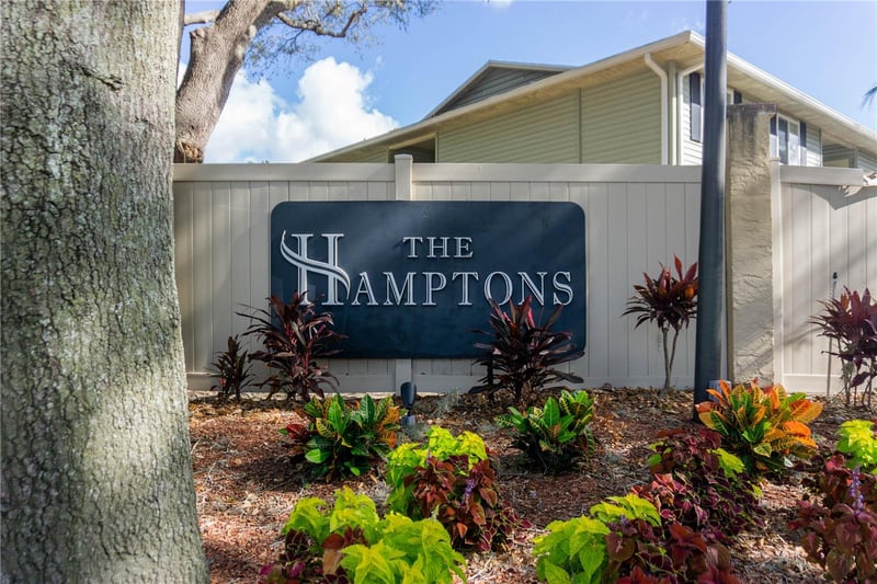 502 Golden Raintree Pl, Brandon, FL 33510
