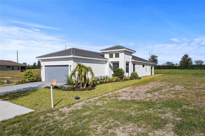 18388 Rockport Pl, Lakewood Ranch, FL 34211