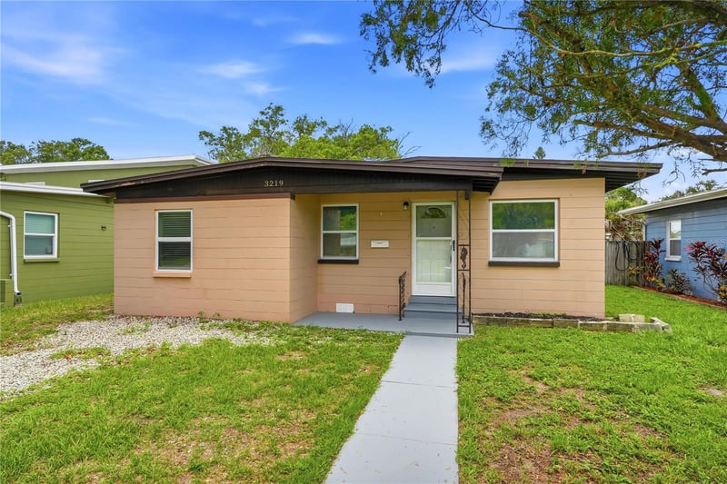 3219 40th St, St Petersburg, FL 33713