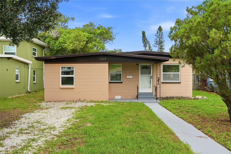 3219 40th St, St Petersburg, FL 33713