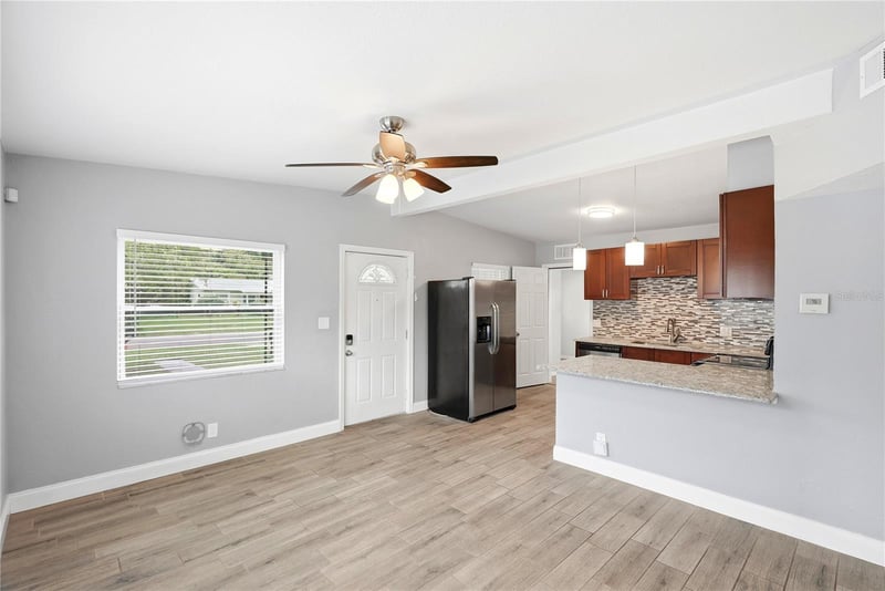 3219 40th St, St Petersburg, FL 33713