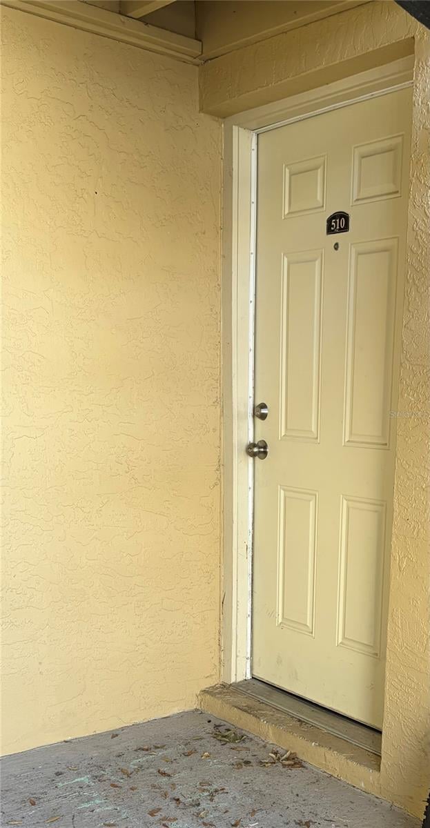 510 Golden Raintree Pl, Brandon, FL 33510