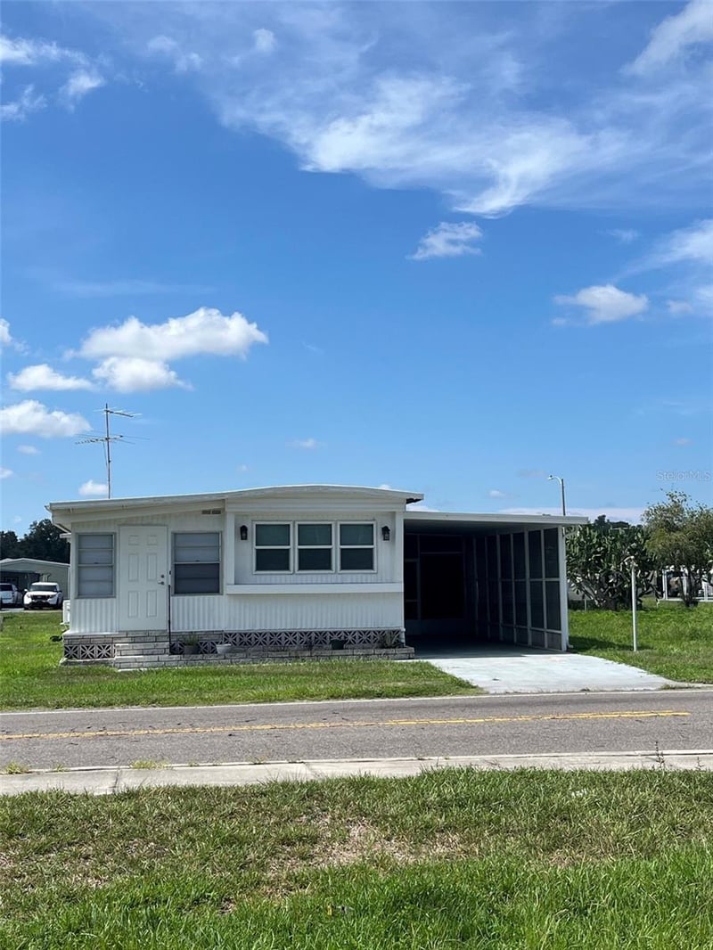 6965 Fort King Rd, Zephyrhills, FL 33541