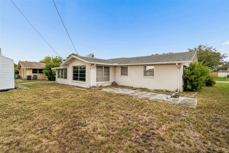 7520 Bougenville Dr, Port Richey, FL 34668