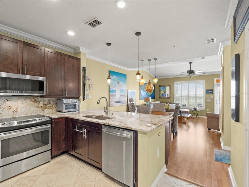5000 Culbreath Key Way #9-301, Tampa, FL 33611