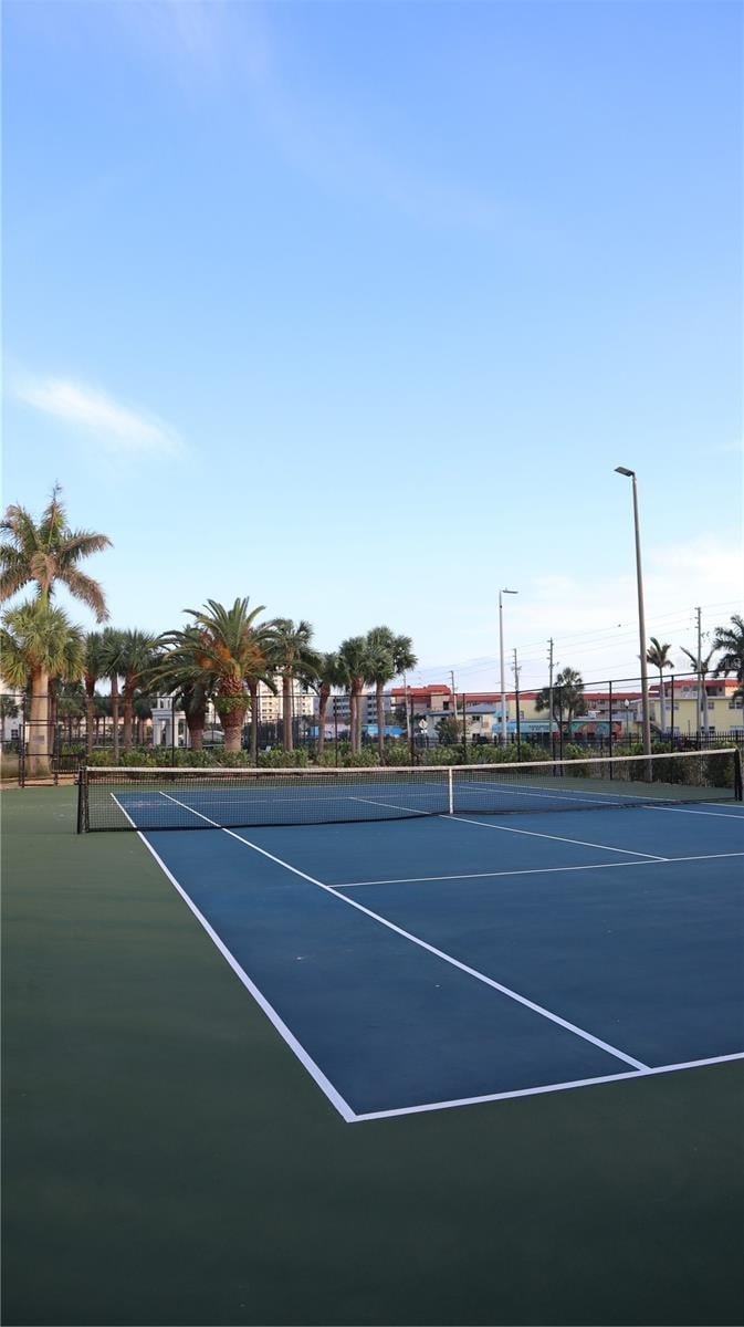 108 Forest Hills Dr, Redington Shores, FL 33708