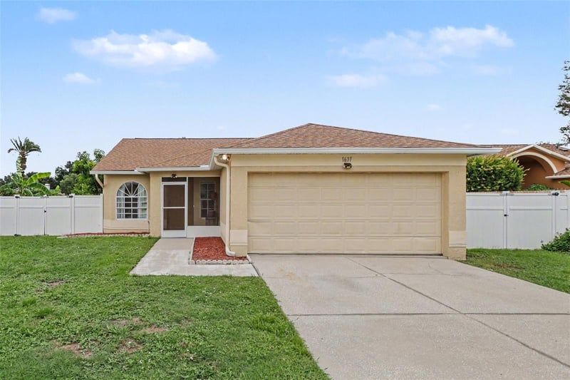 1607 Widelake Ct, Brandon, FL 33511