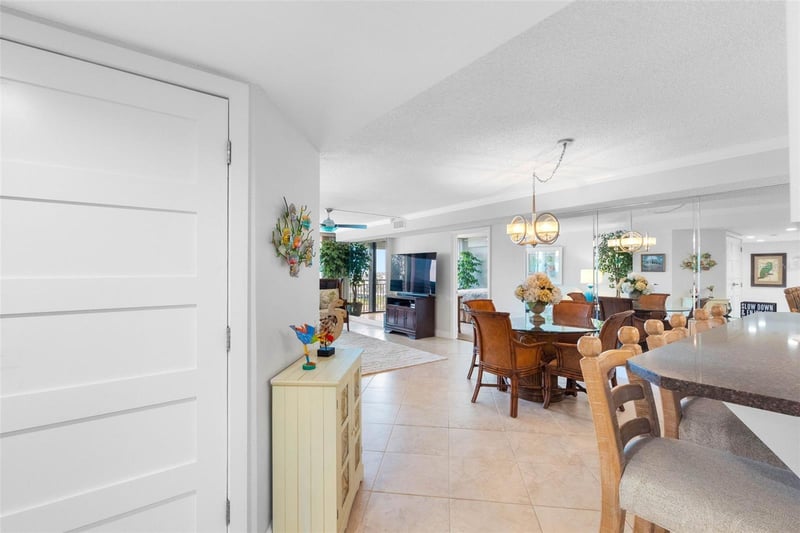 1430 Gulf Blvd #406, Clearwater Beach, FL 33767