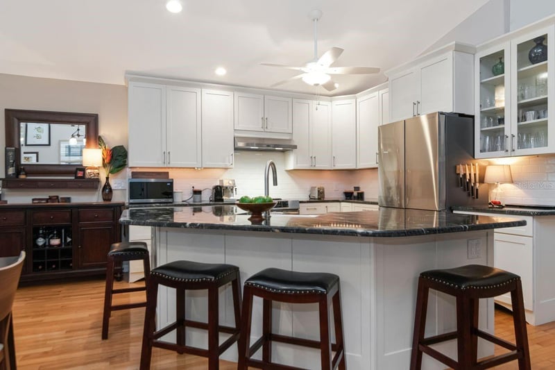 940 Wisconsin Ave, Palm Harbor, FL 34683