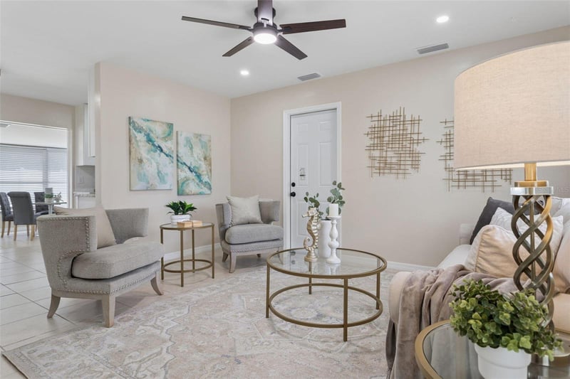 10926 Temple Ave, Seminole, FL 33772